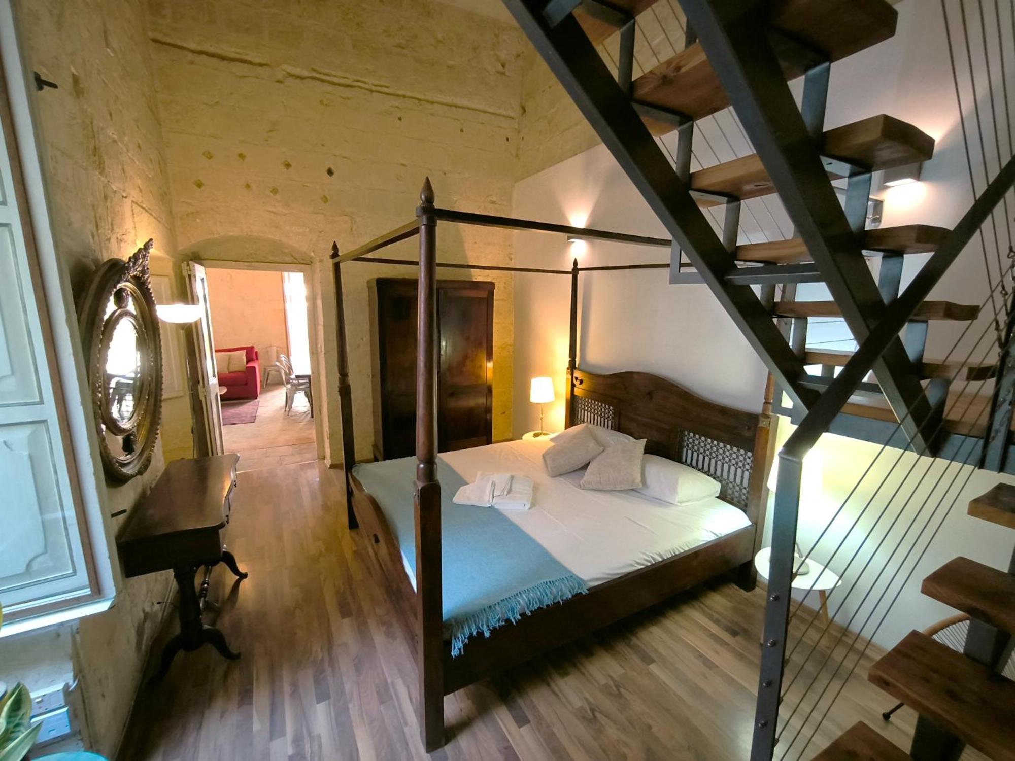Stunning Valletta 3 Bedroom Town House Экстерьер фото