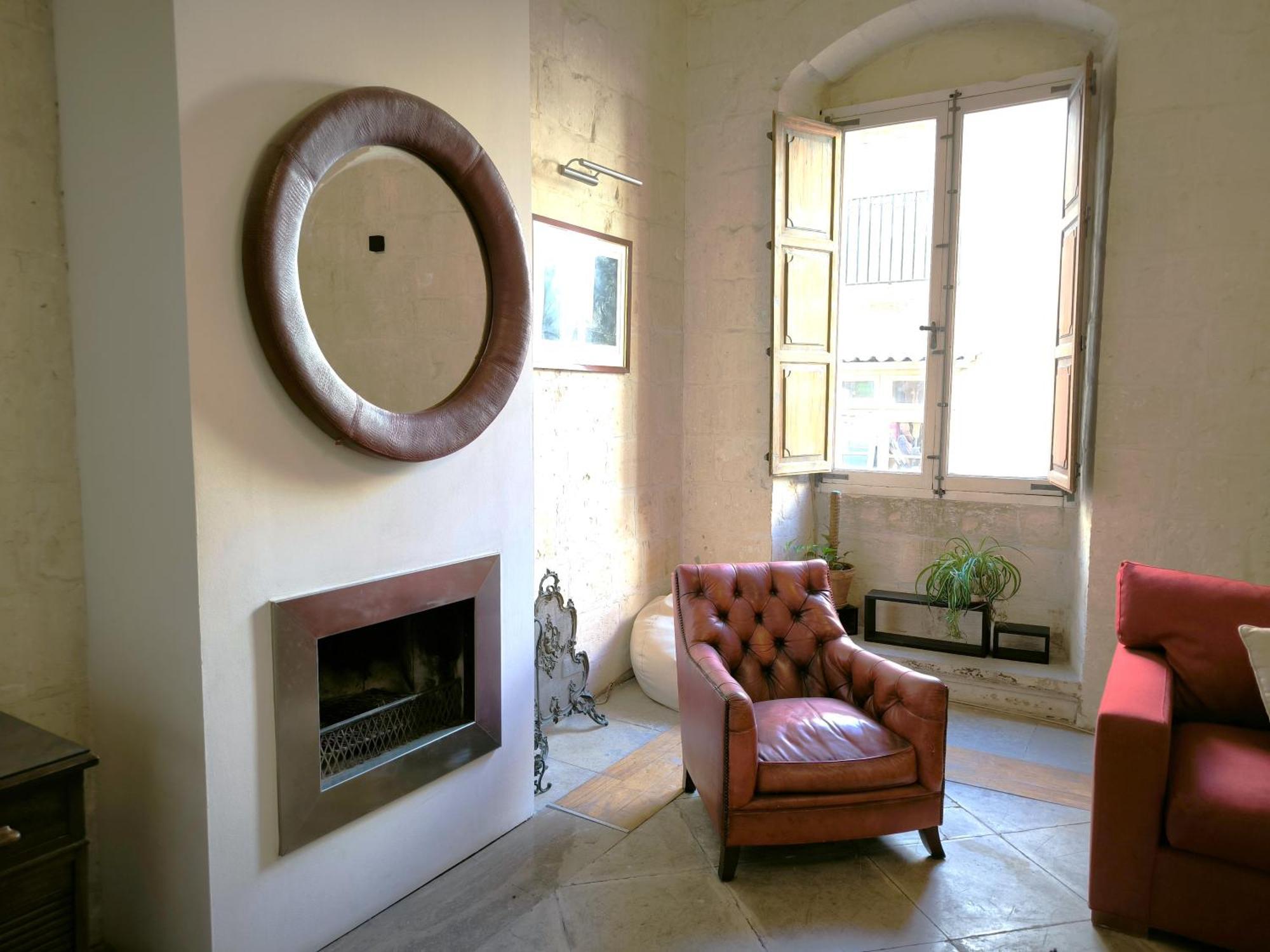 Stunning Valletta 3 Bedroom Town House Экстерьер фото